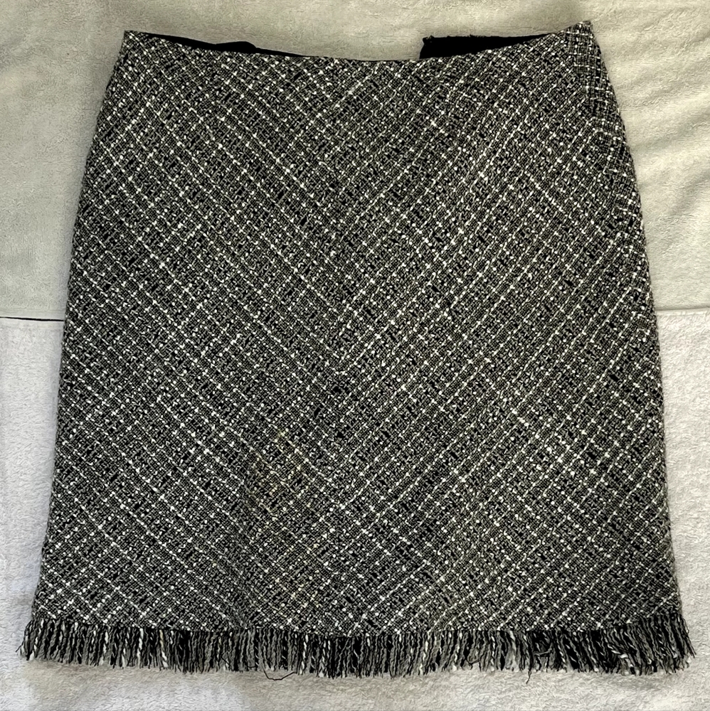 Apostrophe Frilled Wool Skirt 10 Petite BLACK & WHITE